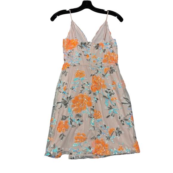 Lucy in the Sky Nude Sequin Floral Dress Size Small - Picture 8 of 10